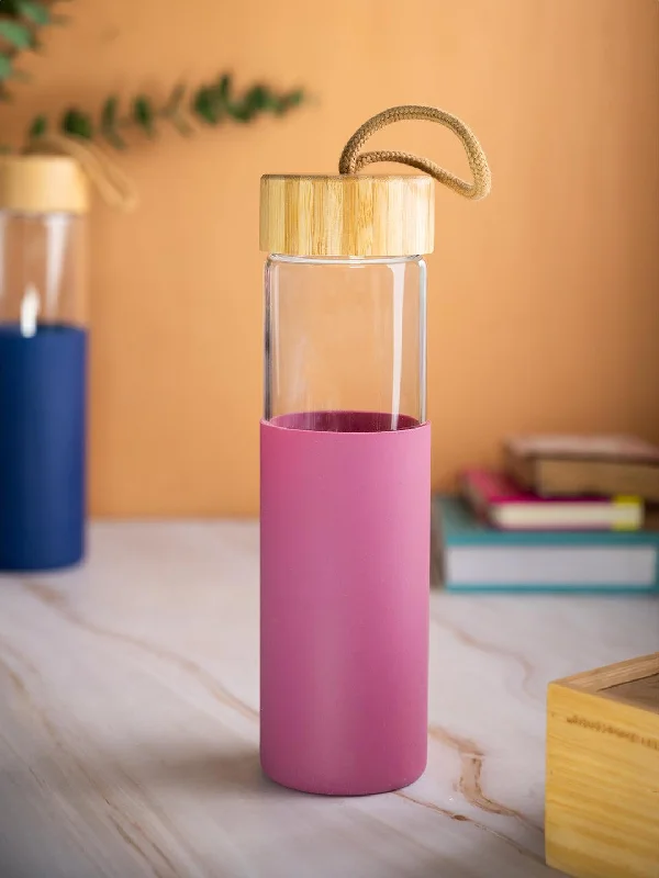 Borosilicate Glass Bottle with Pink Silicone Sleeve - 550Ml